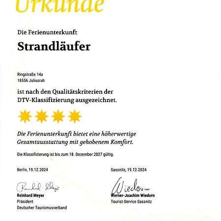 Strandlaeufer Apartment Juliusruh